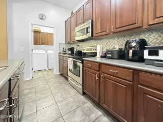 Photo #4: 6819672 Listing 