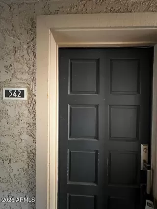 Photo #3: 6820149 Listing