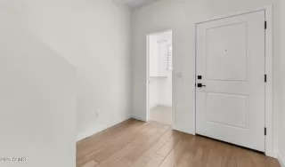 Photo #2: 6820188 Listing