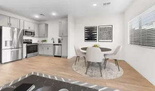 Photo #5: 6820188 Listing