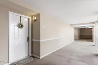 Photo #6: 6820204 Listing