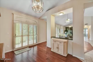 Photo #4: 6820352 Listing 