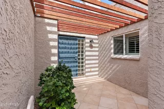 Photo #5: 6820577 Listing 