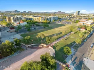 Photo #2: 6820618 Listing 