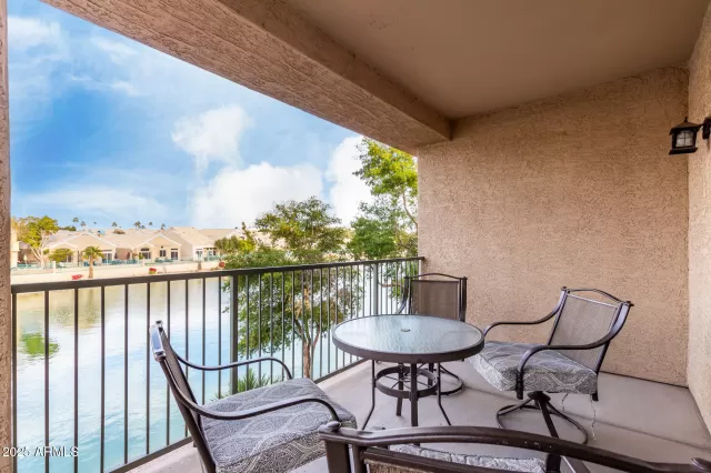 MLS: 6820763 Condo For Sale