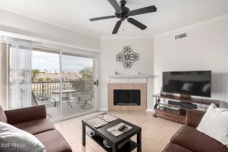 Photo #4: 6820763 Listing