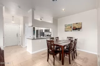 Photo #6: 6820763 Listing