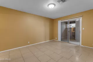 Photo #4: 6820874 Listing 