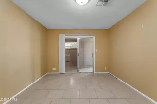 Photo #6: 6820874 Listing 