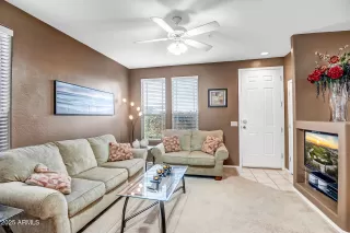 Photo #2: 6821195 Listing 