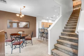 Photo #4: 6821195 Listing 