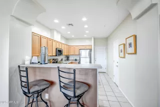 Photo #6: 6821195 Listing 