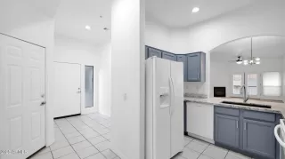 Photo #5: 6821268 Listing