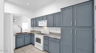 Photo #6: 6821268 Listing