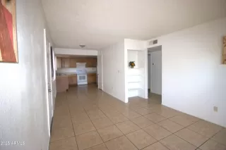 Photo #2: 6821298 Listing