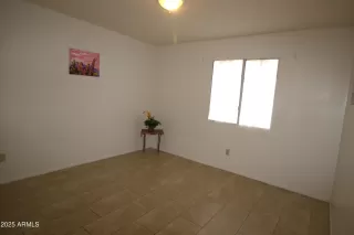 Photo #3: 6821298 Listing