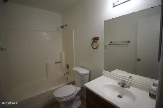 Photo #4: 6821298 Listing