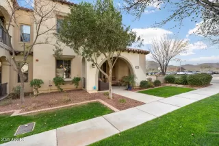 Photo #1: 6821583 Listing 