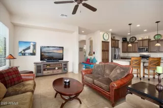 Photo #6: 6821583 Listing 