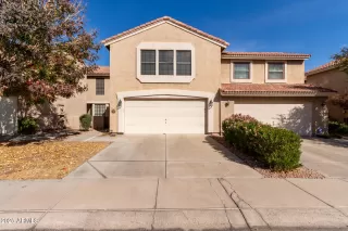 Photo #5: 6821606 Listing