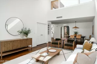 Photo #4: 6821675 Listing