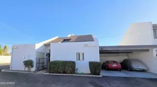 More Details about MLS # 6821682 : 1631 E GARDENIA AVENUE