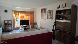 Photo #6: 6821682 Listing