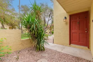 Photo #5: 6821753 Listing 