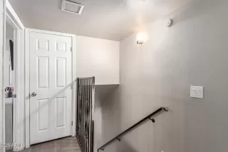 Photo #6: 6821903 Listing 