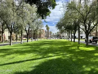 Photo #4: 6821933 Listing 