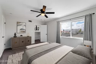 Photo #5: 6821962 Listing 