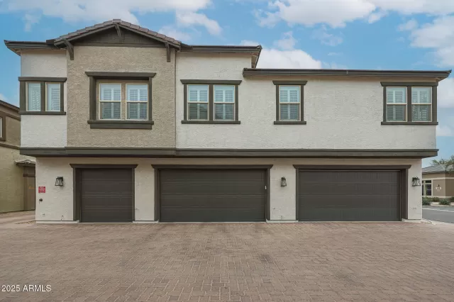 MLS: 6821965 Condo For Sale