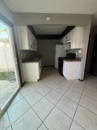 Photo #4: 6822398 Listing 