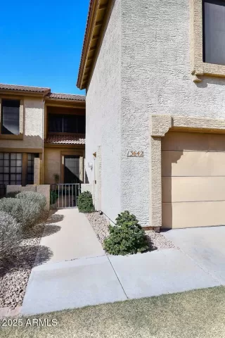 Photo #1: 6822640 Listing