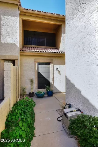 Photo #2: 6822640 Listing