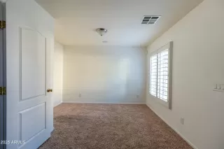 Photo #3: 6822725 Listing