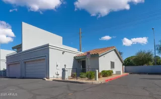 Photo #1: 6822767 Listing 