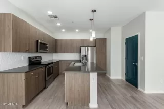 Photo #6: 6822803 Listing