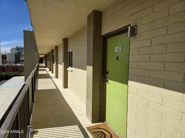 MLS: 6822815 Condo For Sale