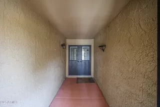 Photo #4: 6822861 Listing