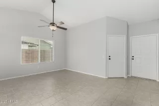 Photo #4: 6822957 Listing 