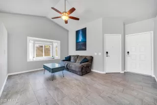 Photo #2: 6822995 Listing 