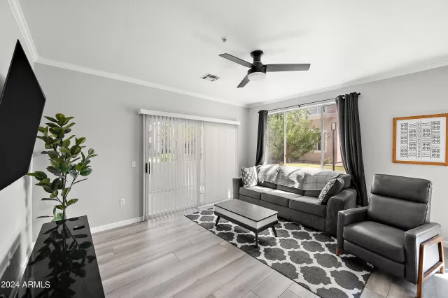 MLS: 6822999 Condo For Sale