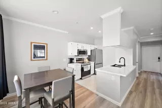 Photo #2: 6822999 Listing 