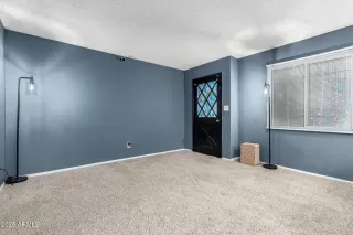 Photo #6: 6823028 Listing