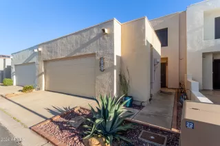 Photo #1: 6823038 Listing