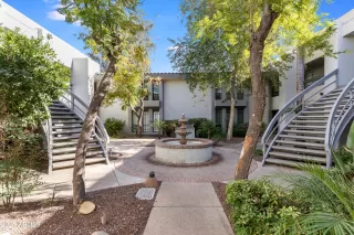 Photo #1: 6823115 Listing 