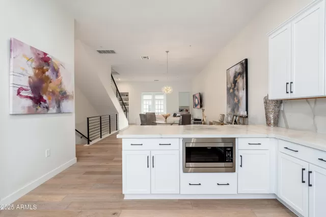 MLS: 6823285 Condo For Sale