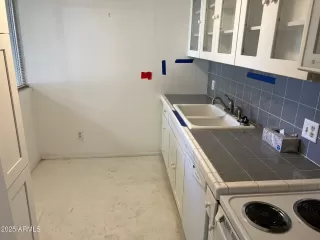 Photo #6: 6823344 Listing 