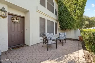 Photo #2: 6823372 Listing 